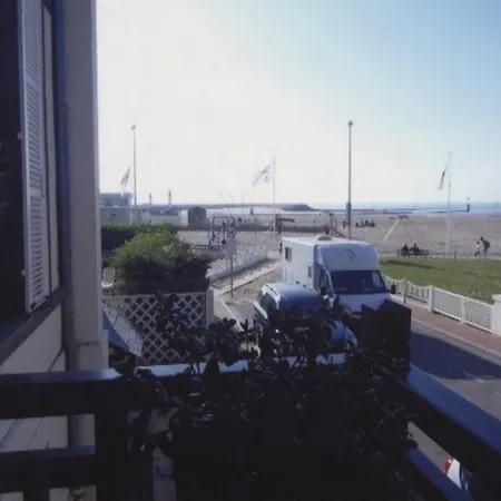 Au Soleil Couchant Trouville-sur-Mer Exterior foto